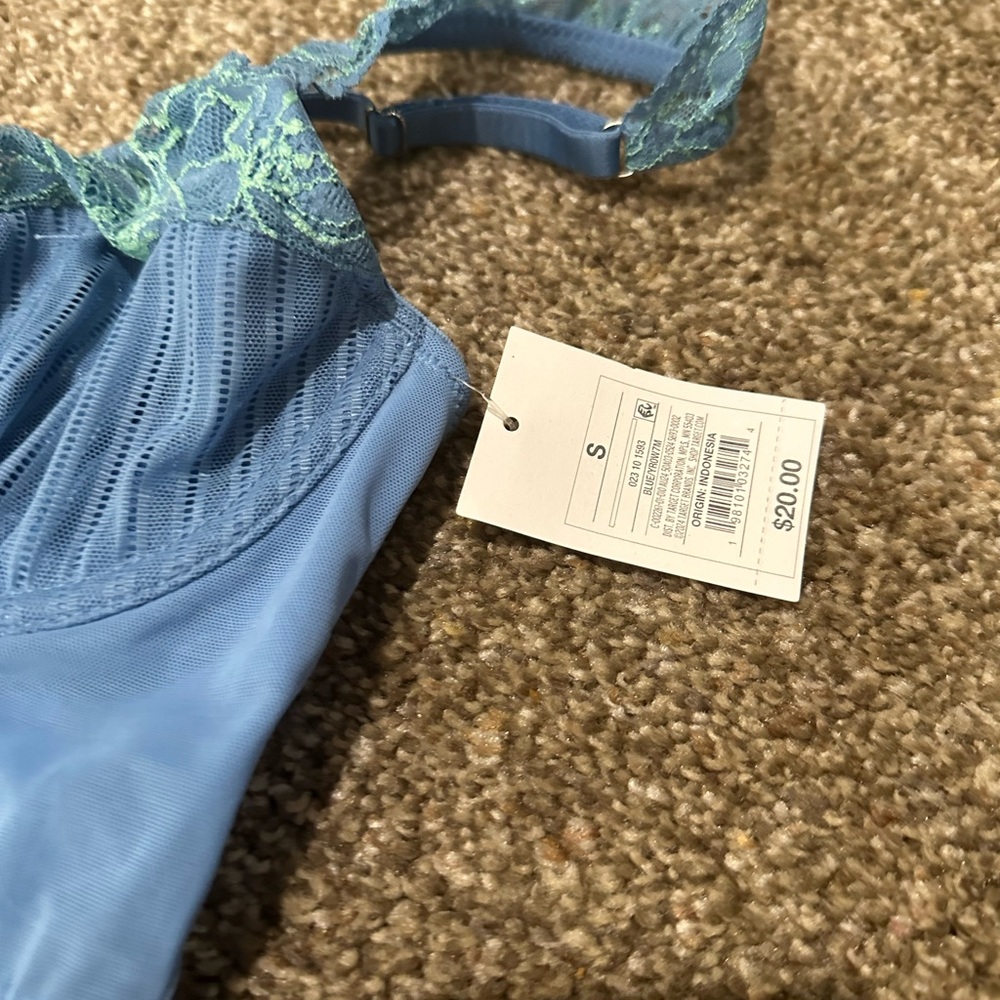 Women's Intimates Set - Red, Pink, Blue, Black one NWTs - Picture 4 of 10